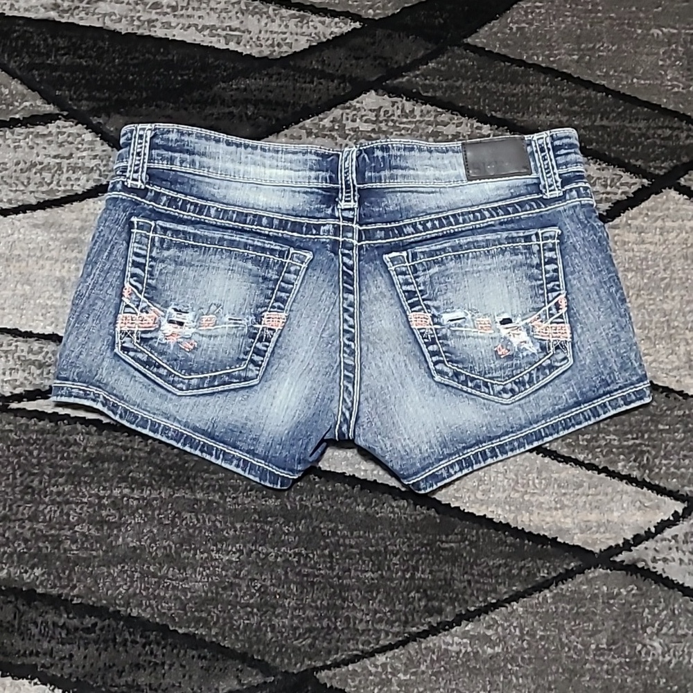 BKE STELLA COLOR-POP DESTRUCTION POCKETS DENIM JEAN SHORTS